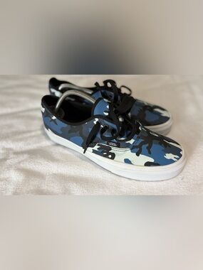 Vans Authentic "Pop Camo" in the Black/Blue colorway (style code: VN0A38EMRK2)